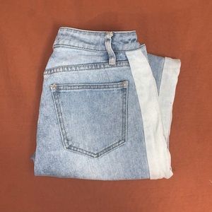 PacSun Mom Jean (Size 25)